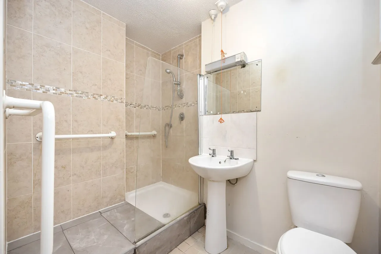 Church Road, Haywards Heath, RH16, photo 7