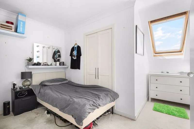 Church Street, Walton-On-Thames, KT12, photo 9