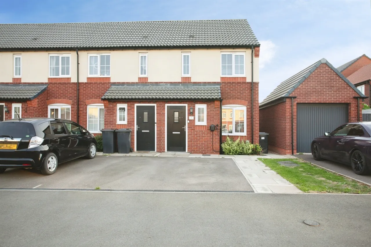 2 bed house for sale, Caesar Drive, Nuneaton, CV11