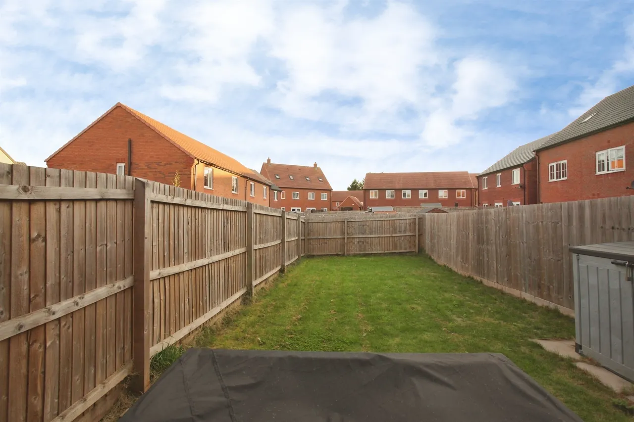Caesar Drive, Nuneaton, CV11, photo 4