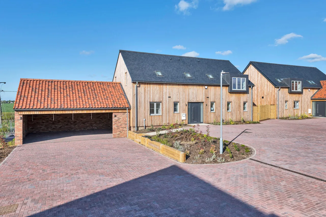 4 bed house for sale — Plot 5a, Great Raveley, Huntingdon Road, Peterborough, PE28 2QU