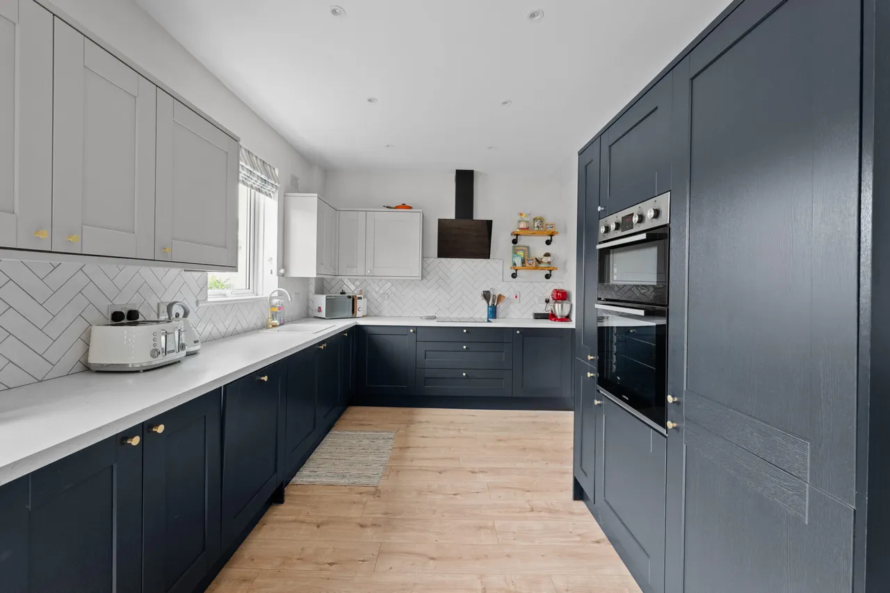 92 Muirskeith Road, Merrylee, G43 2LX, photo 6