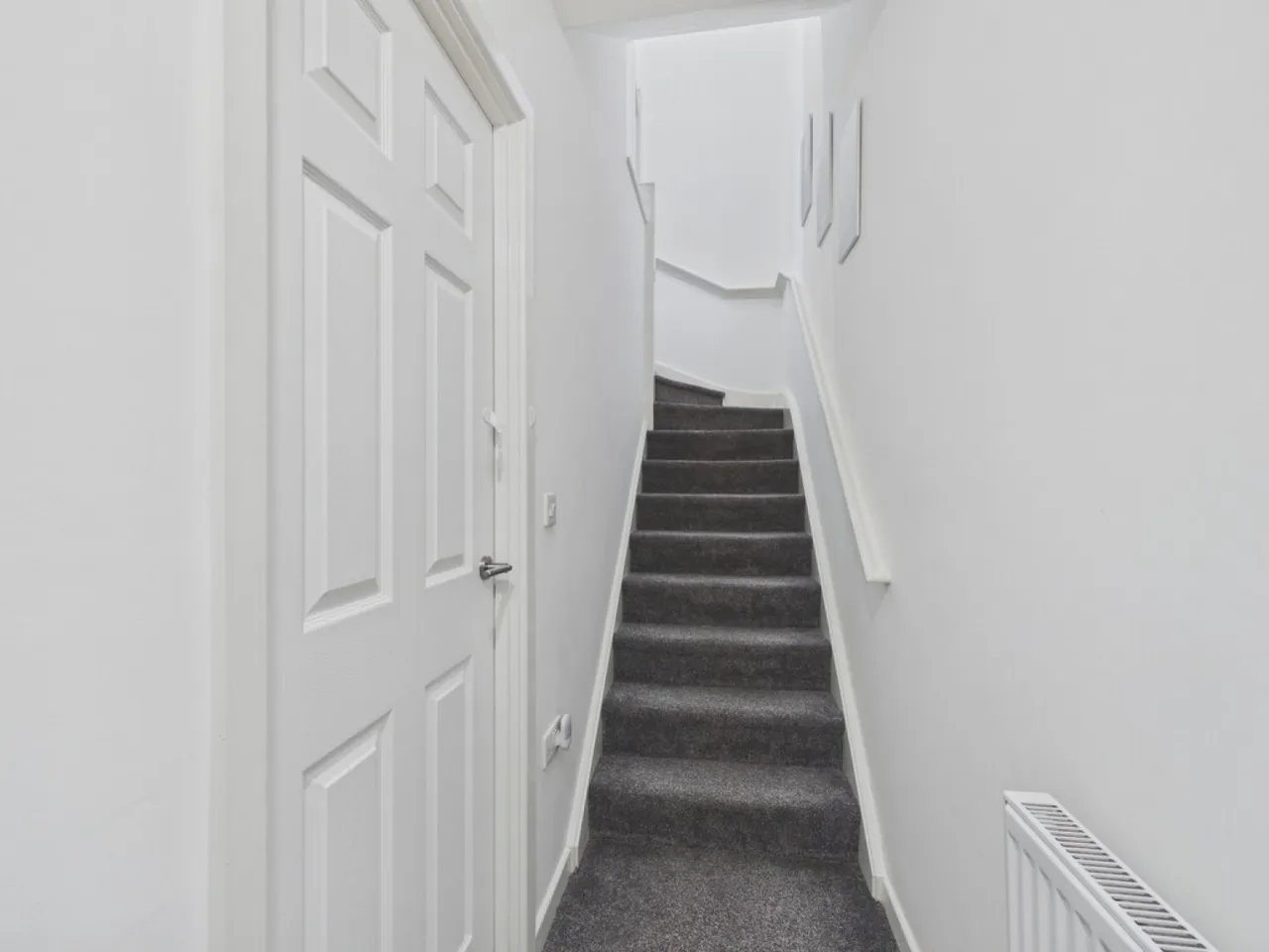 Millfold Rise, Rotherham, S60, photo 17