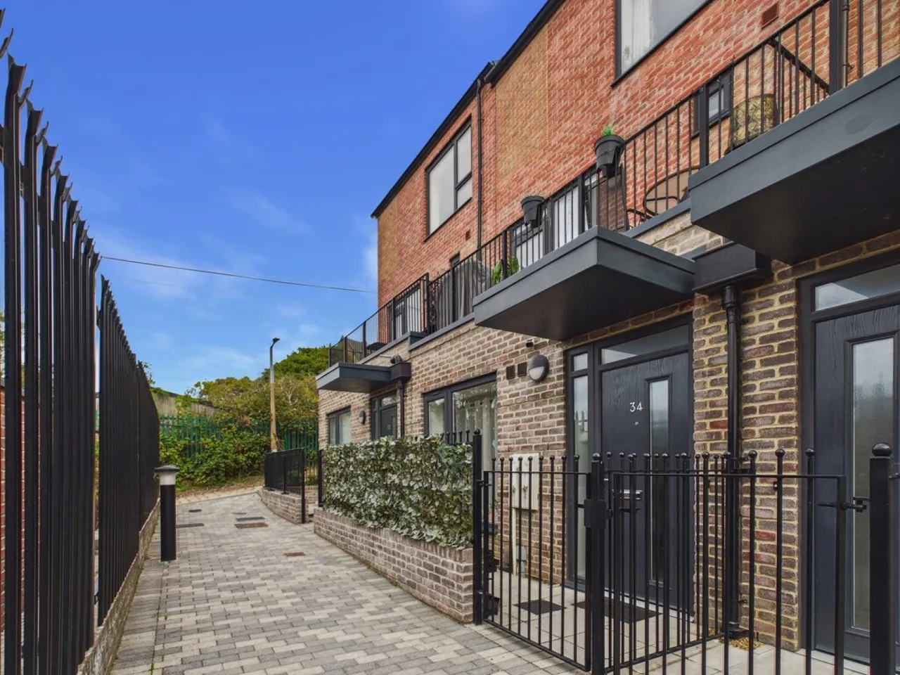 Millfold Rise, Rotherham, S60, photo 19