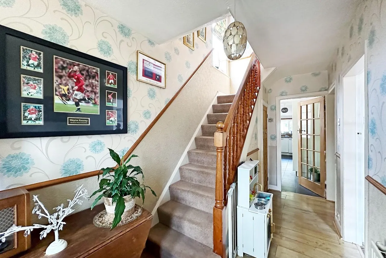 Langdale Road, Sale M33 4EN, photo 5