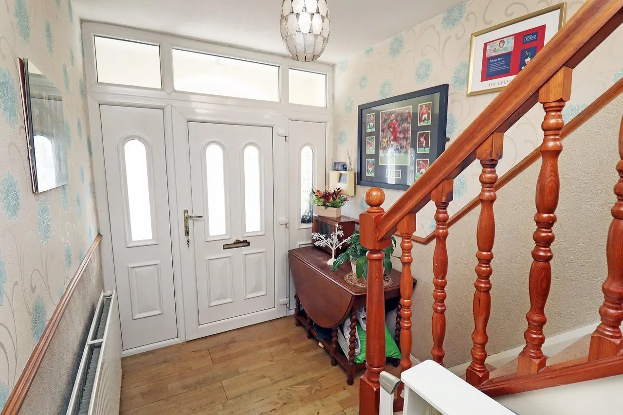 Langdale Road, Sale M33 4EN, photo 12