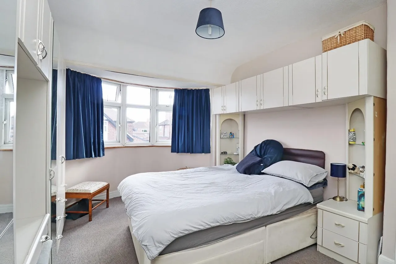 Langdale Road, Sale M33 4EN, photo 16