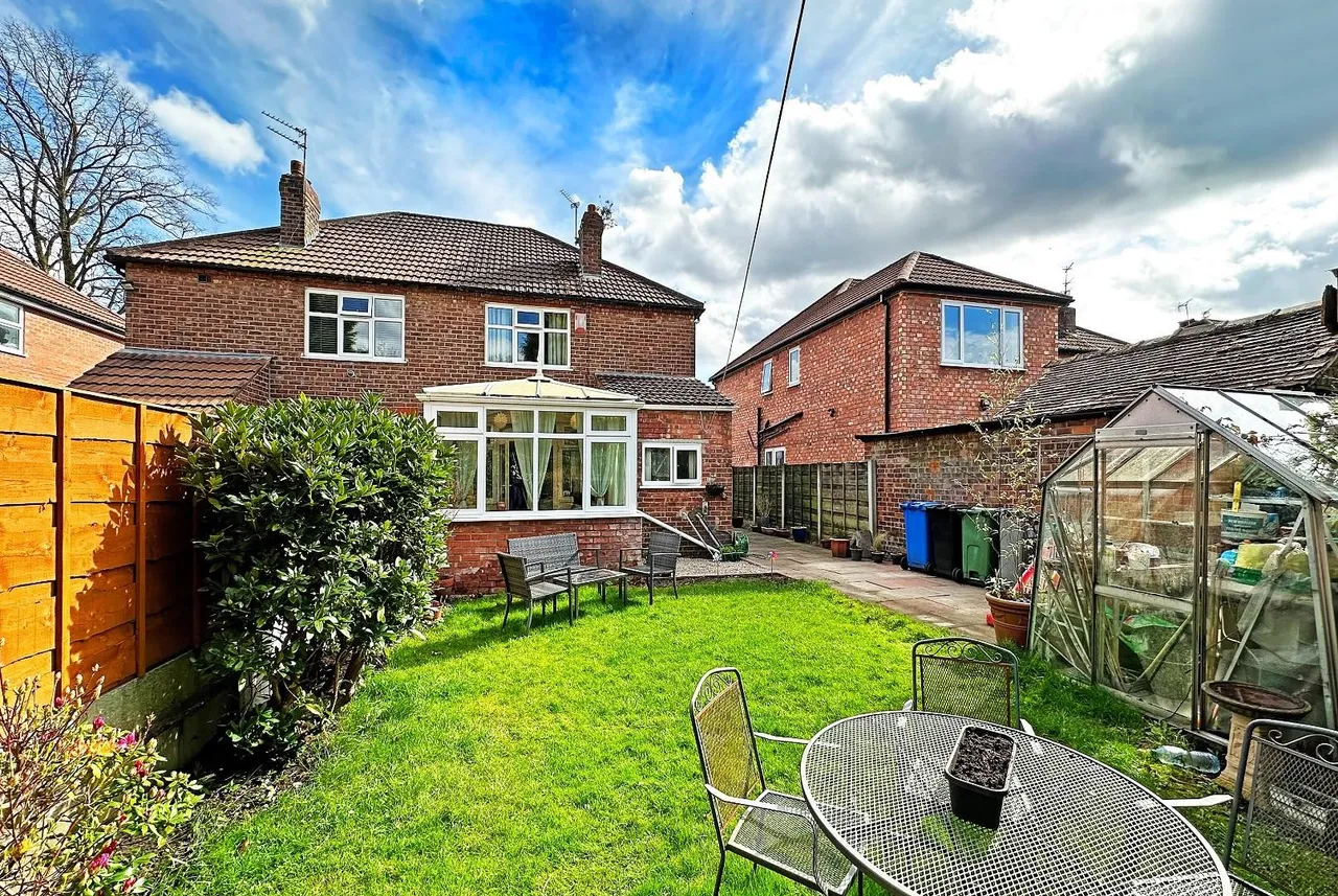 Langdale Road, Sale M33 4EN, photo 3