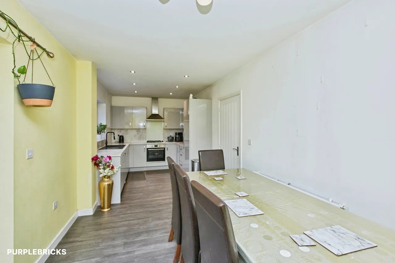Featherstone Road, Boulton Moor, DE24, photo 17