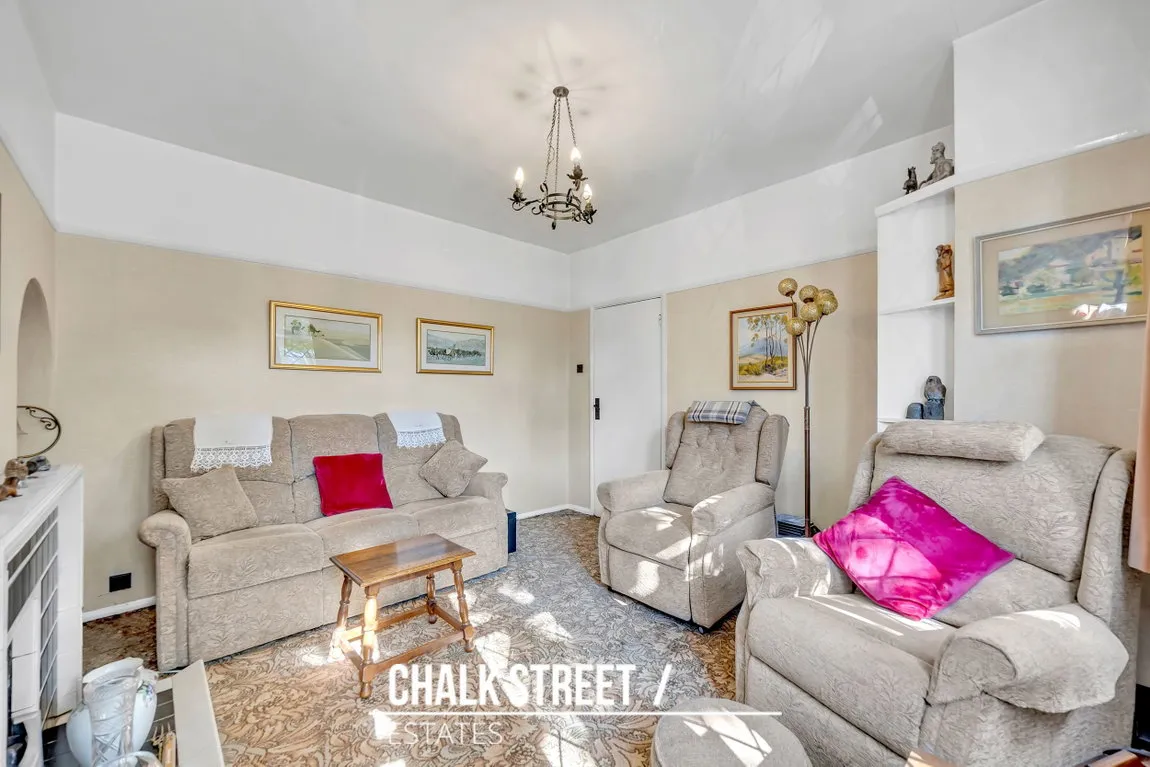 Tyne Close, Upminster, RM14 1QB, photo 3