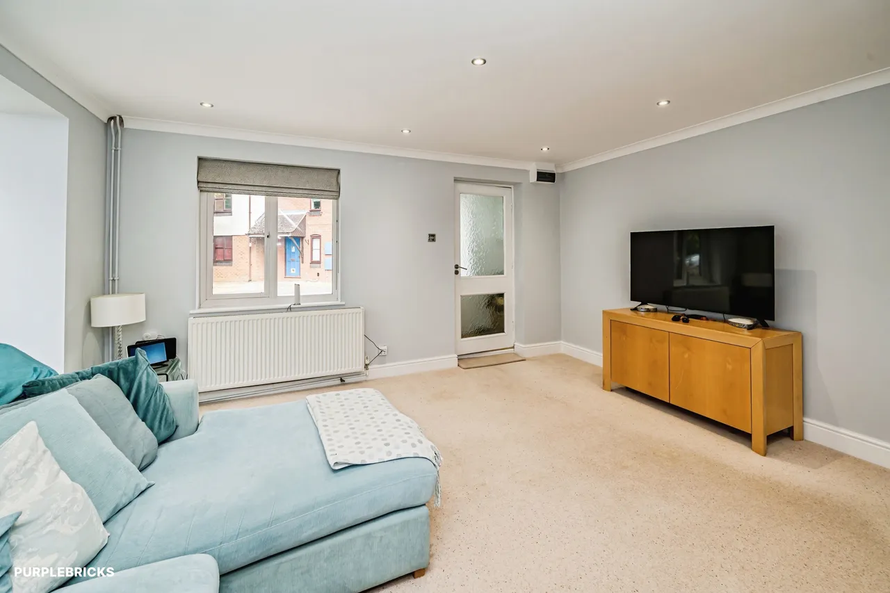 Barkus Way, High Wycombe, HP14, photo 5