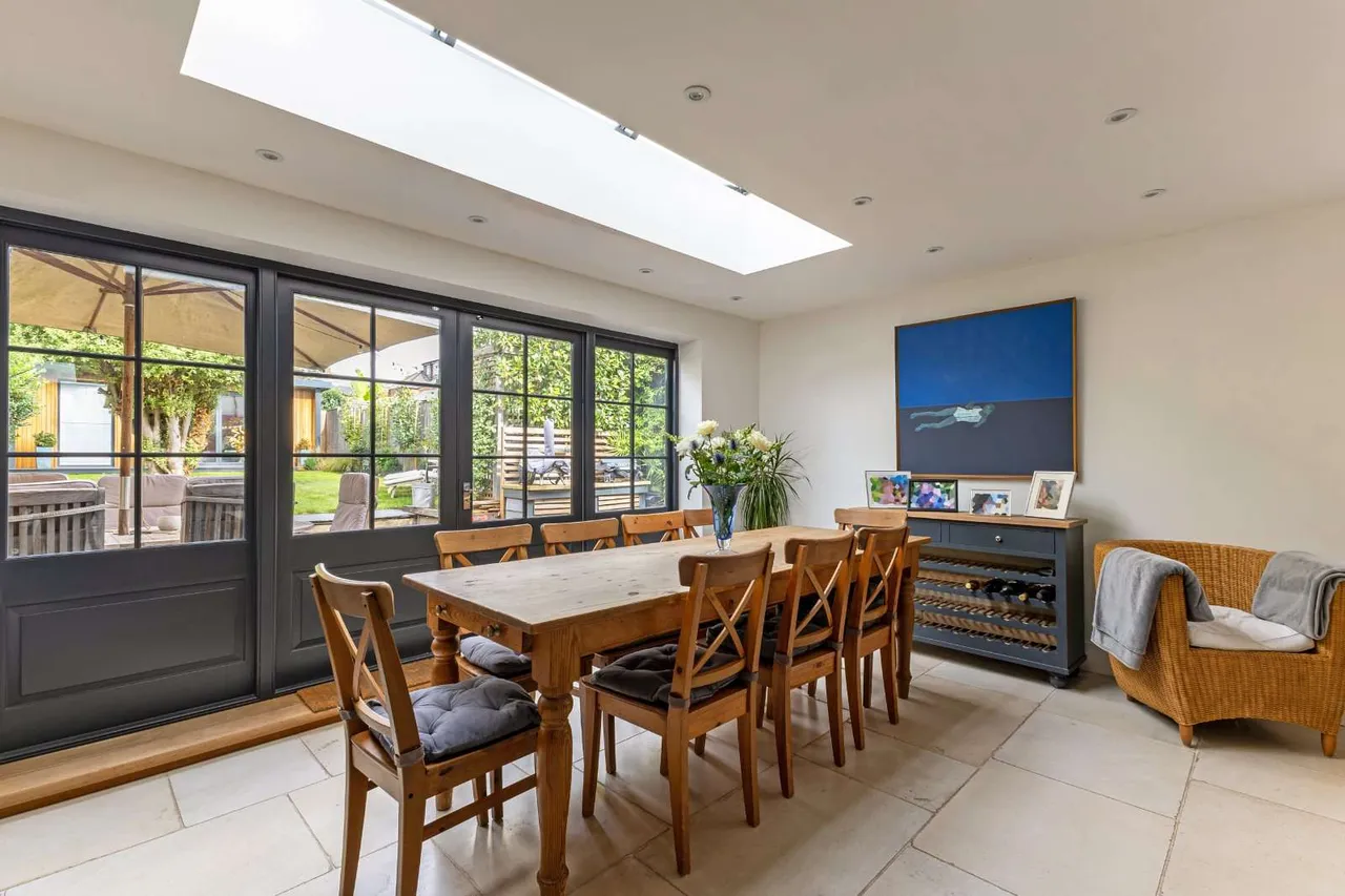 Hale Road, Farnham, GU9, photo 4
