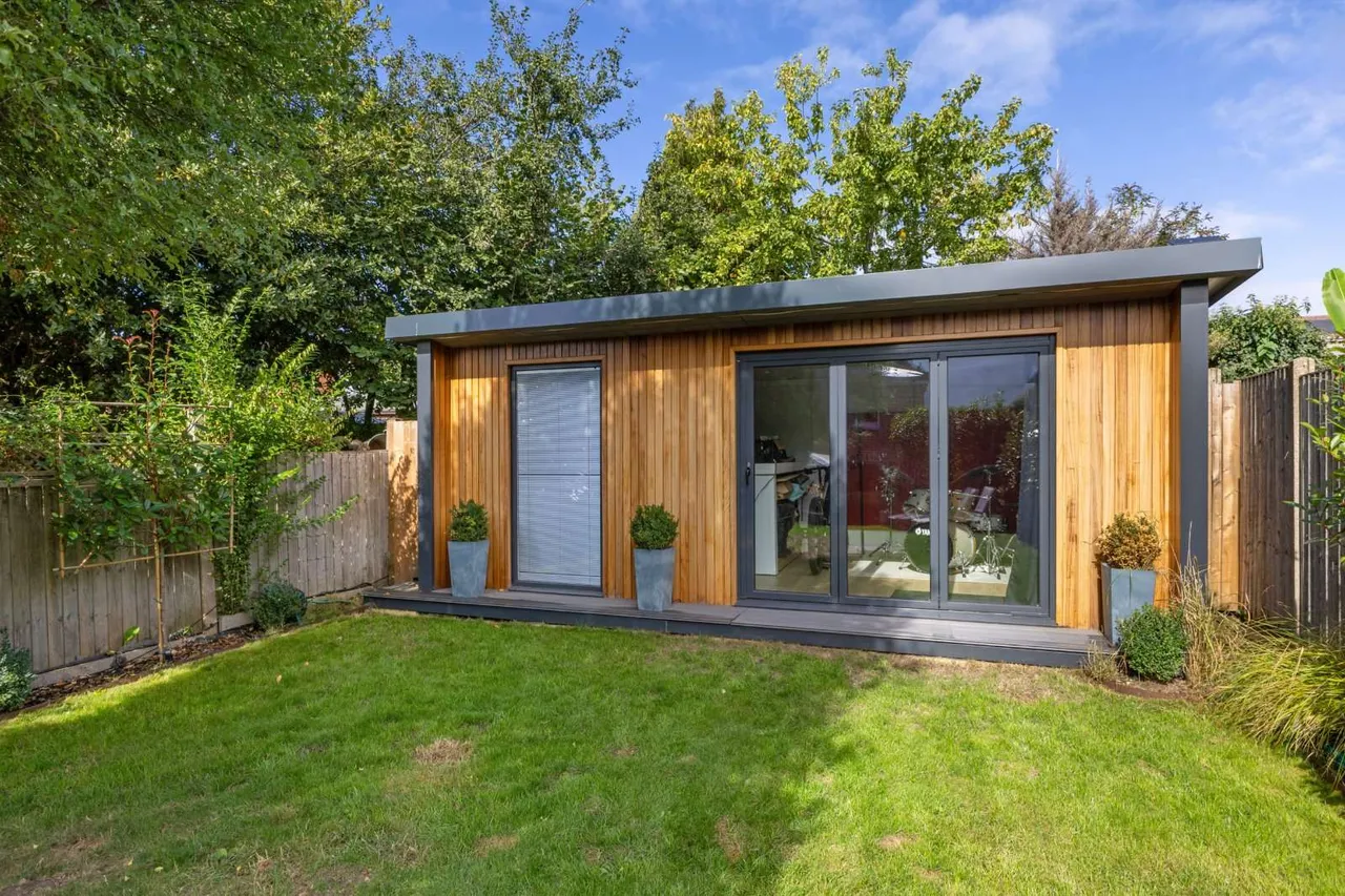 Hale Road, Farnham, GU9, photo 18