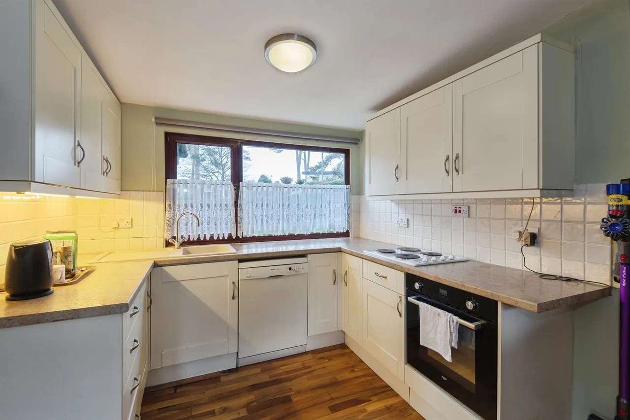 Cleeve Park, Chapel Cleeve, TA24, photo 5