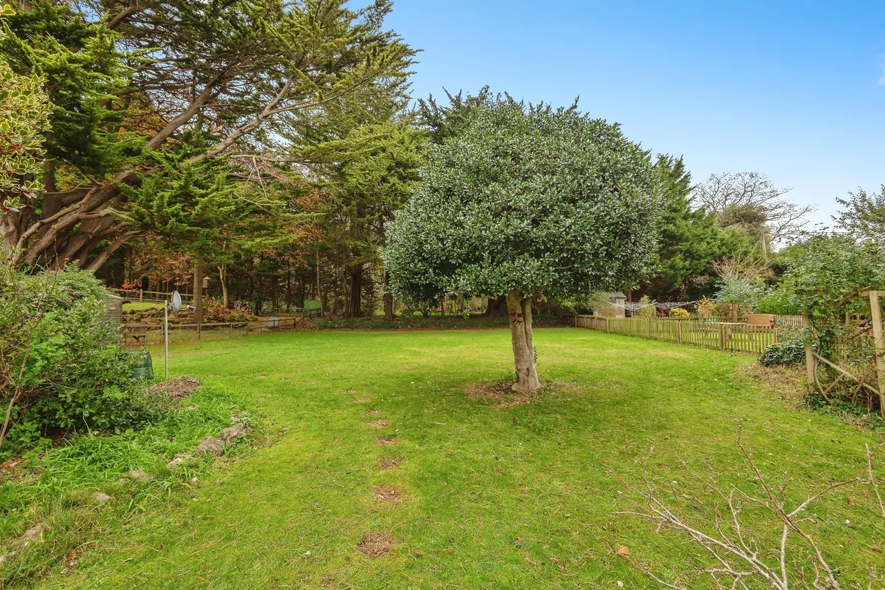 Cleeve Park, Chapel Cleeve, TA24, photo 13