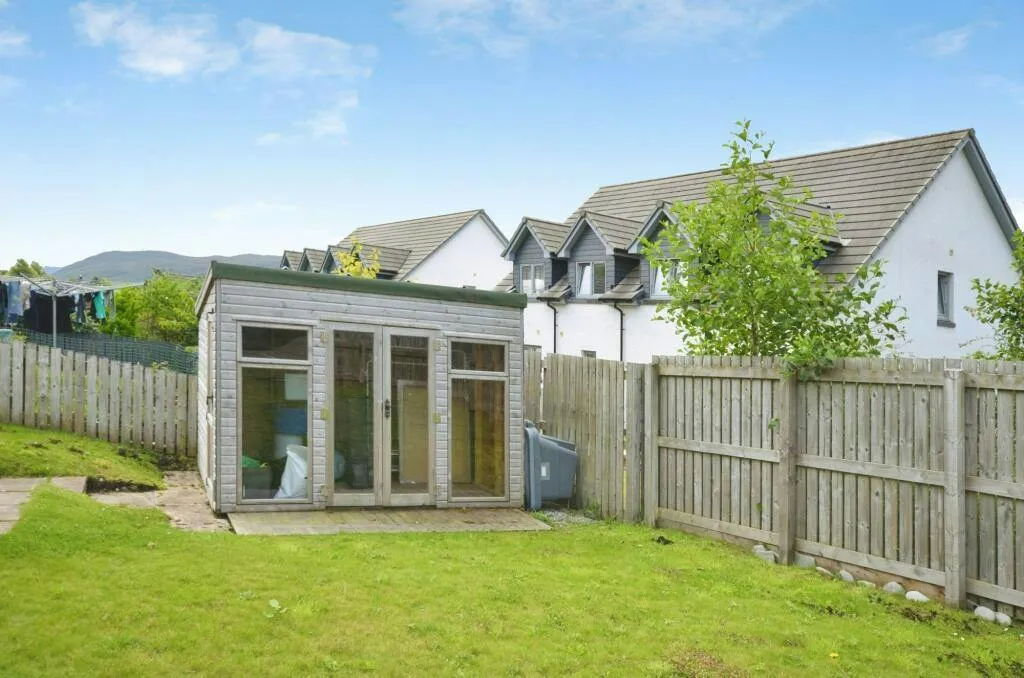 Glenfield Park, North Road, IV26, photo 14