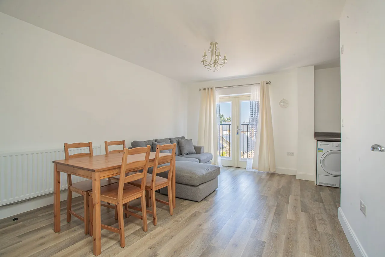 Brays Avenue, Tetbury, photo 13