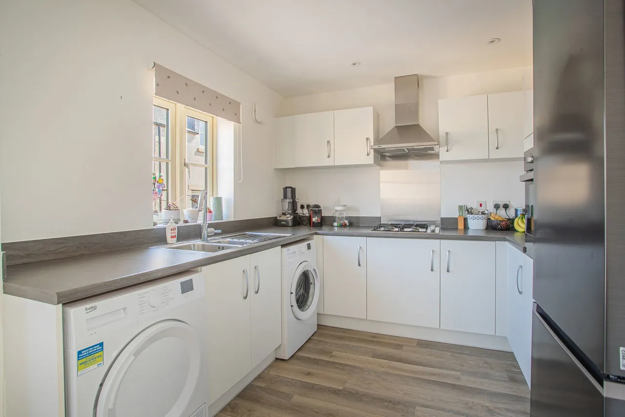 Brays Avenue, Tetbury, photo 4
