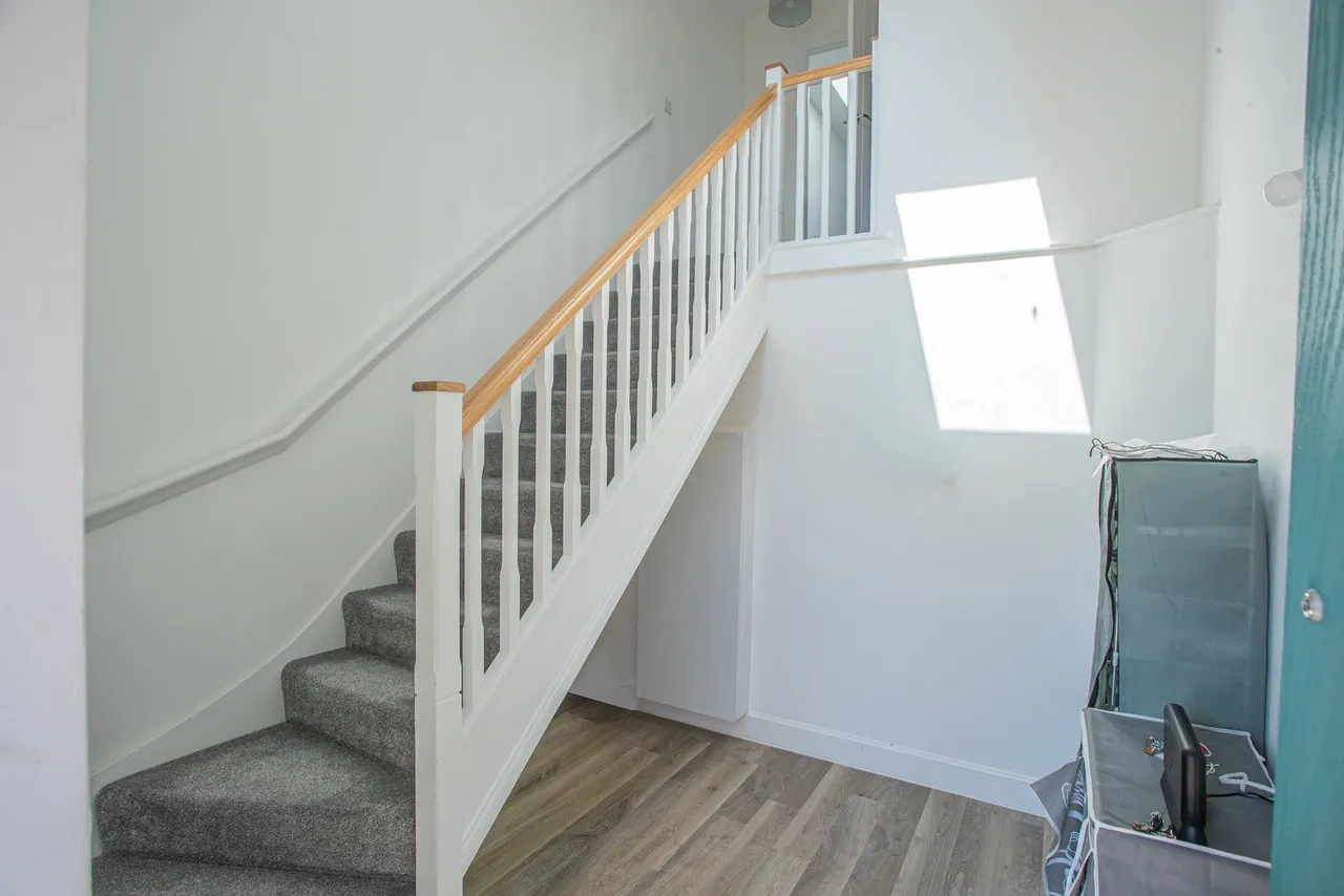 Brays Avenue, Tetbury, photo 18