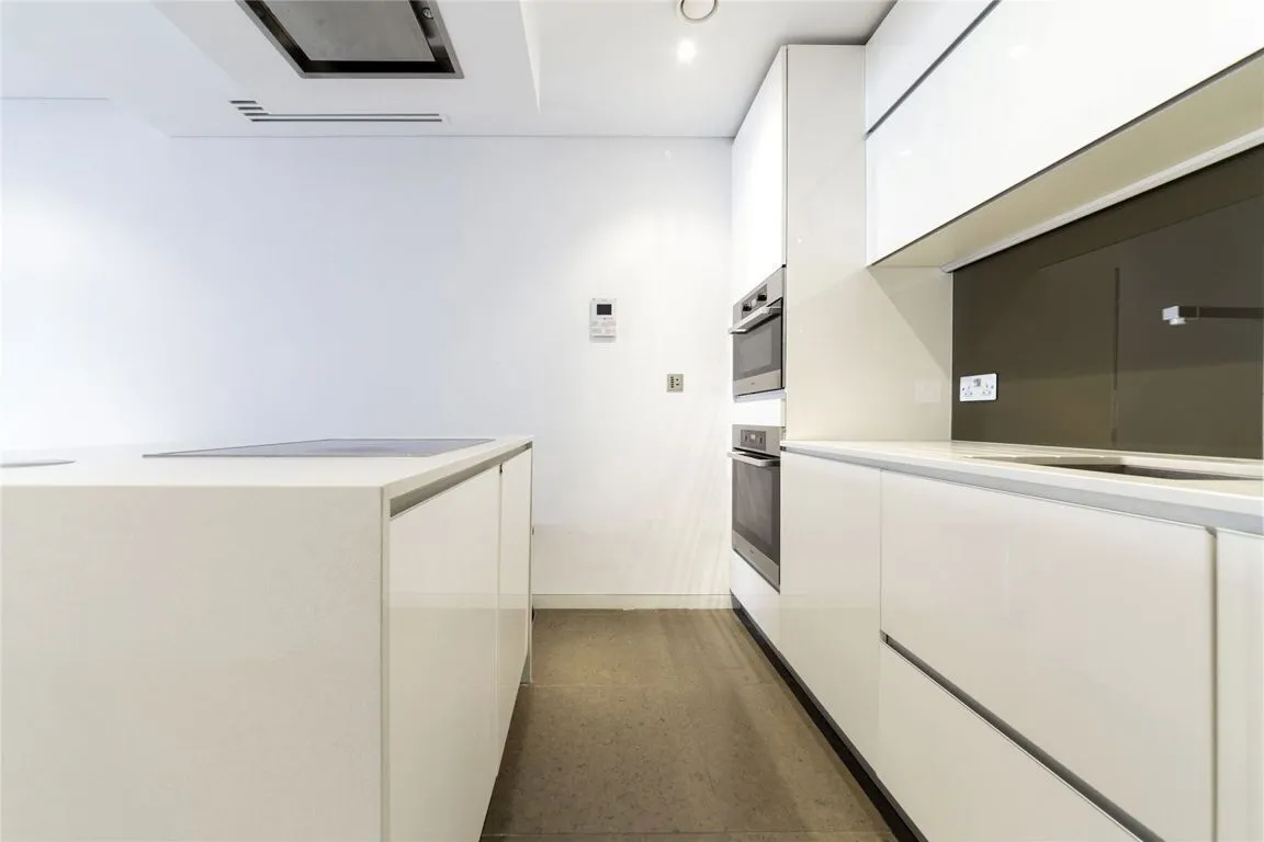 Marconi House, London, photo 4