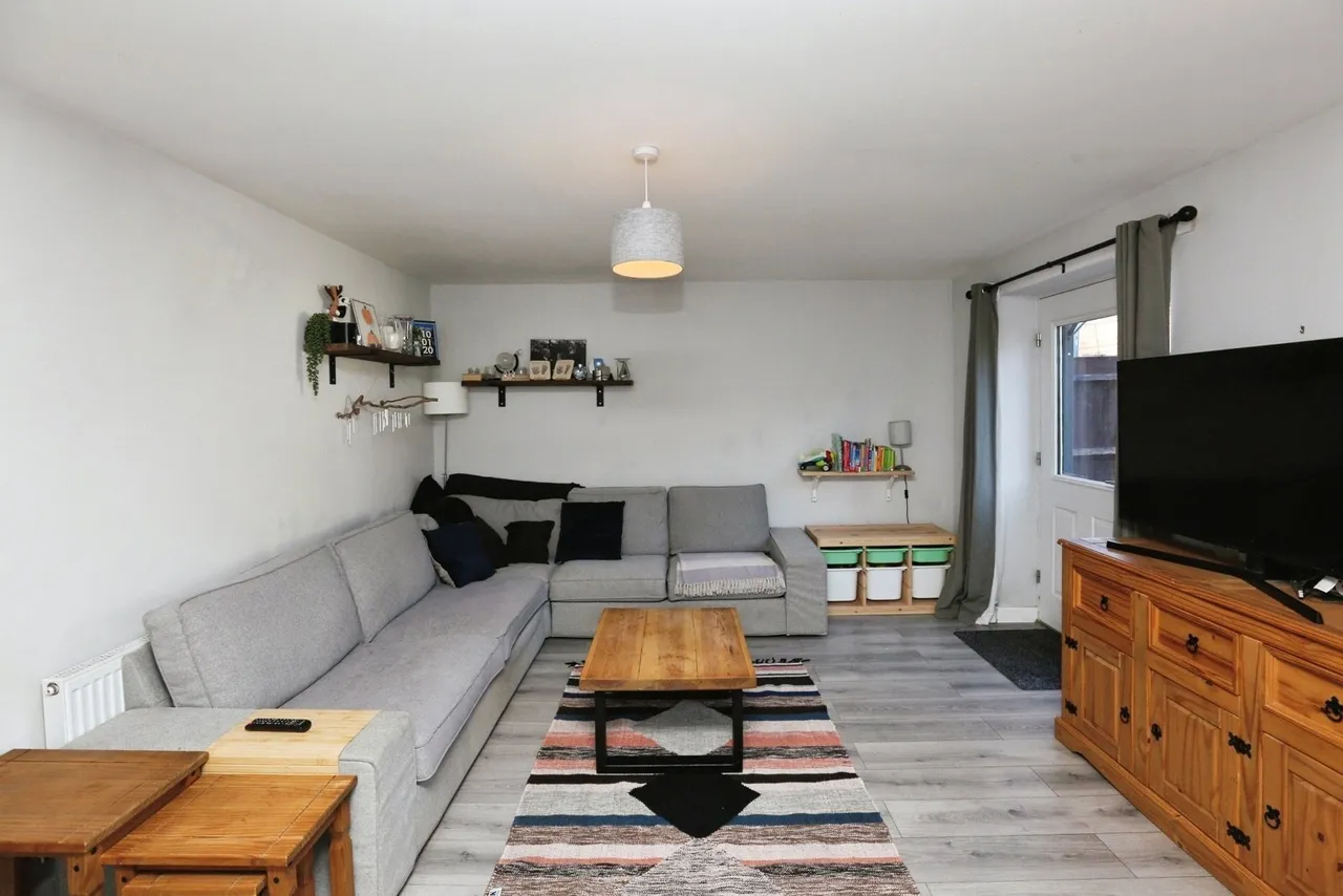 Chiltern Crescent, Fair Oak, SO50, photo 3