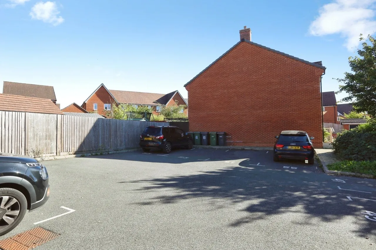 Chiltern Crescent, Fair Oak, SO50, photo 14