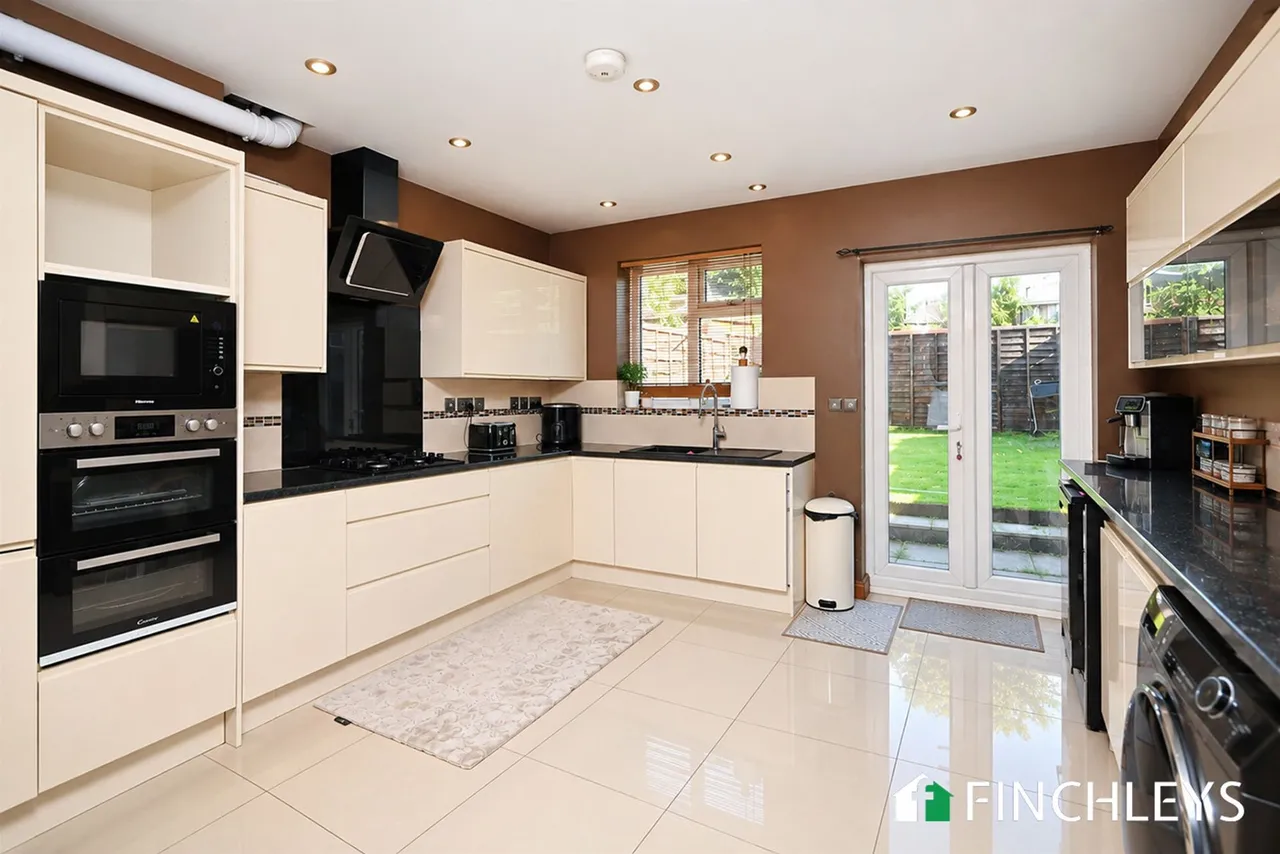 Hamilton Road, London, NW11, photo 3