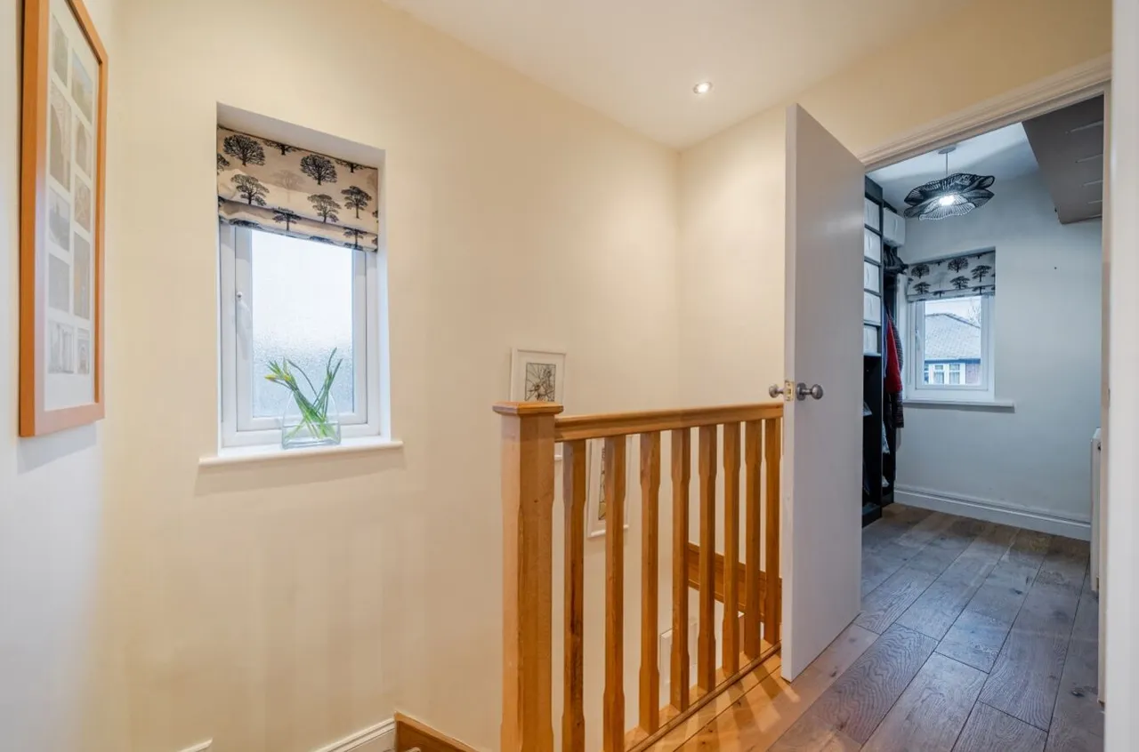 St. Johns Crescent, Harrogate, HG1, photo 12