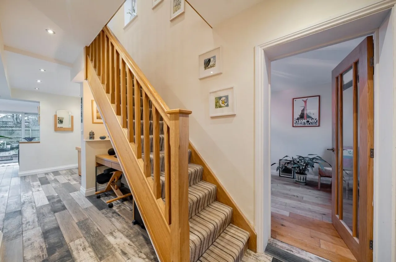 St. Johns Crescent, Harrogate, HG1, photo 11