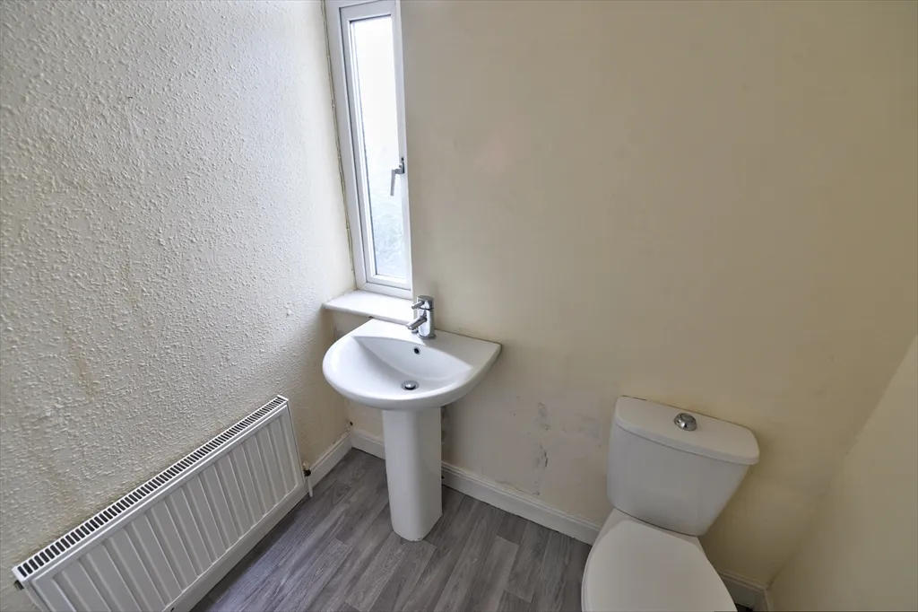Victoria Road, Earby, BB18, photo 7