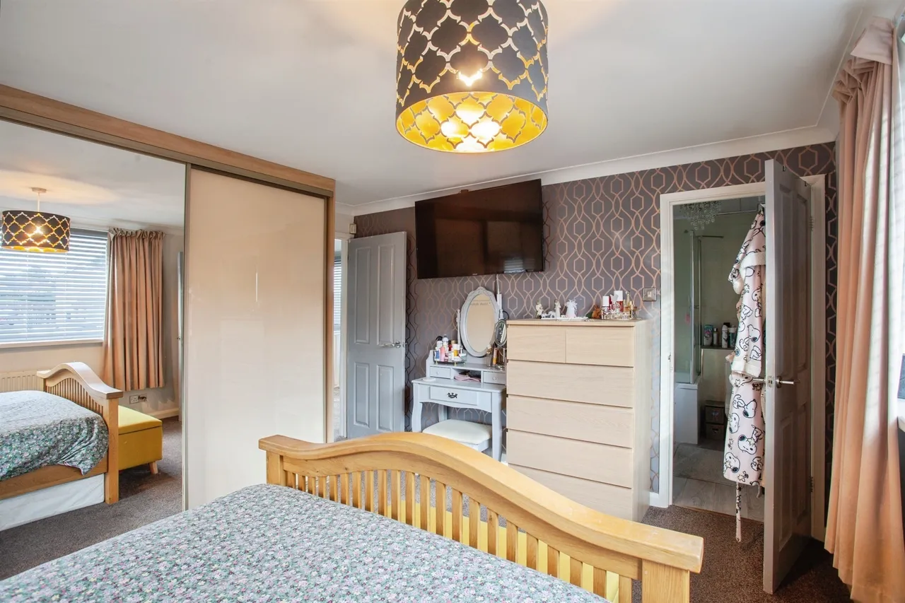 Hoober View, Rawmarsh, S62, photo 14