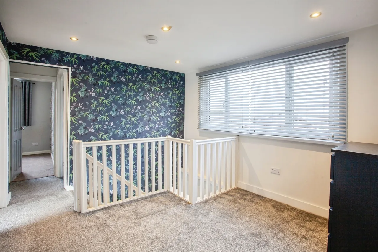 Hoober View, Rawmarsh, S62, photo 12