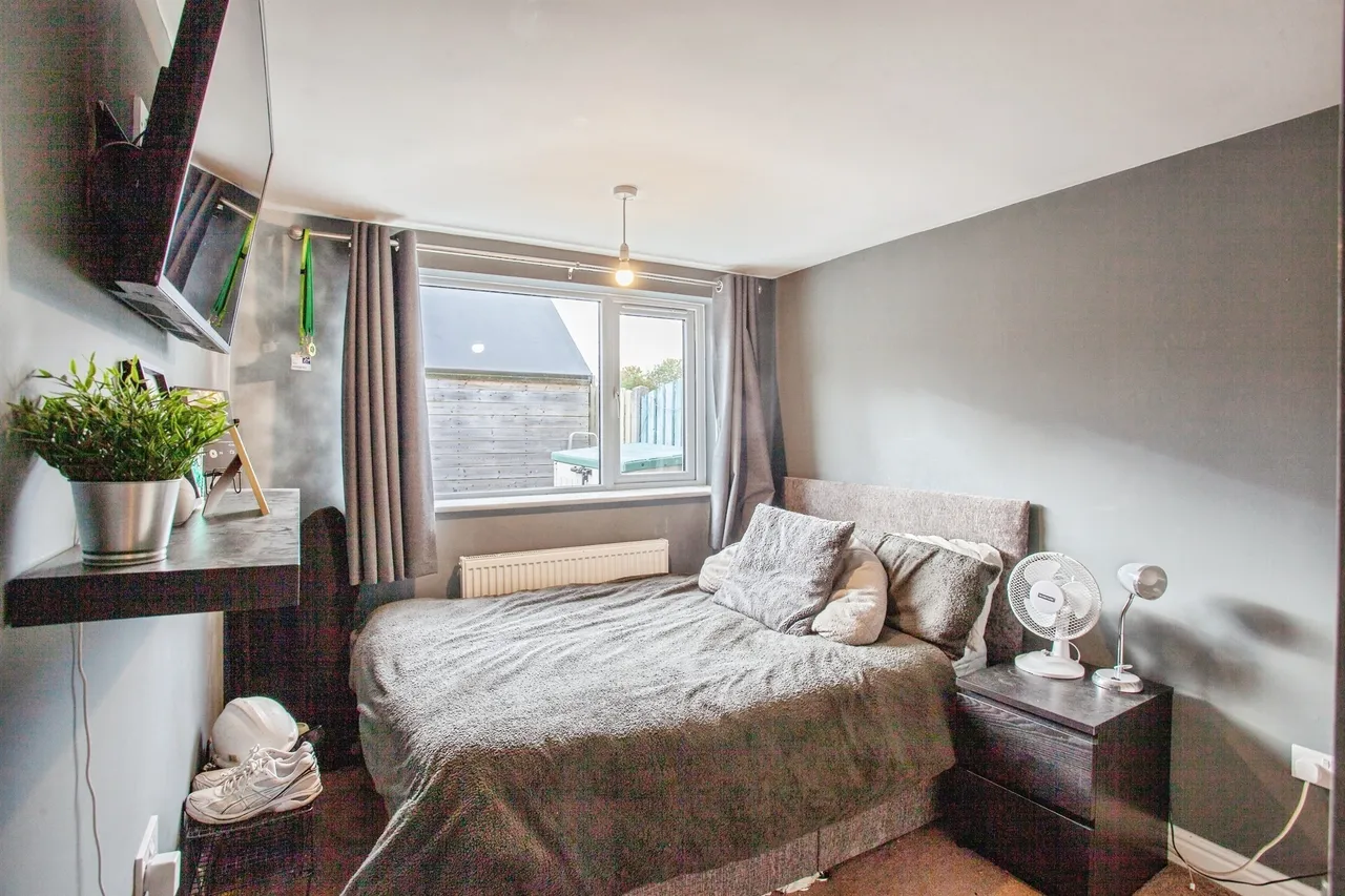 Hoober View, Rawmarsh, S62, photo 9
