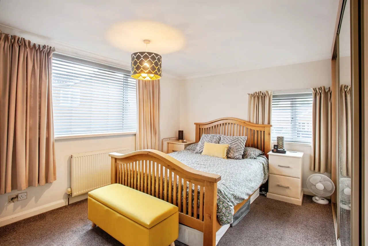 Hoober View, Rawmarsh, S62, photo 13