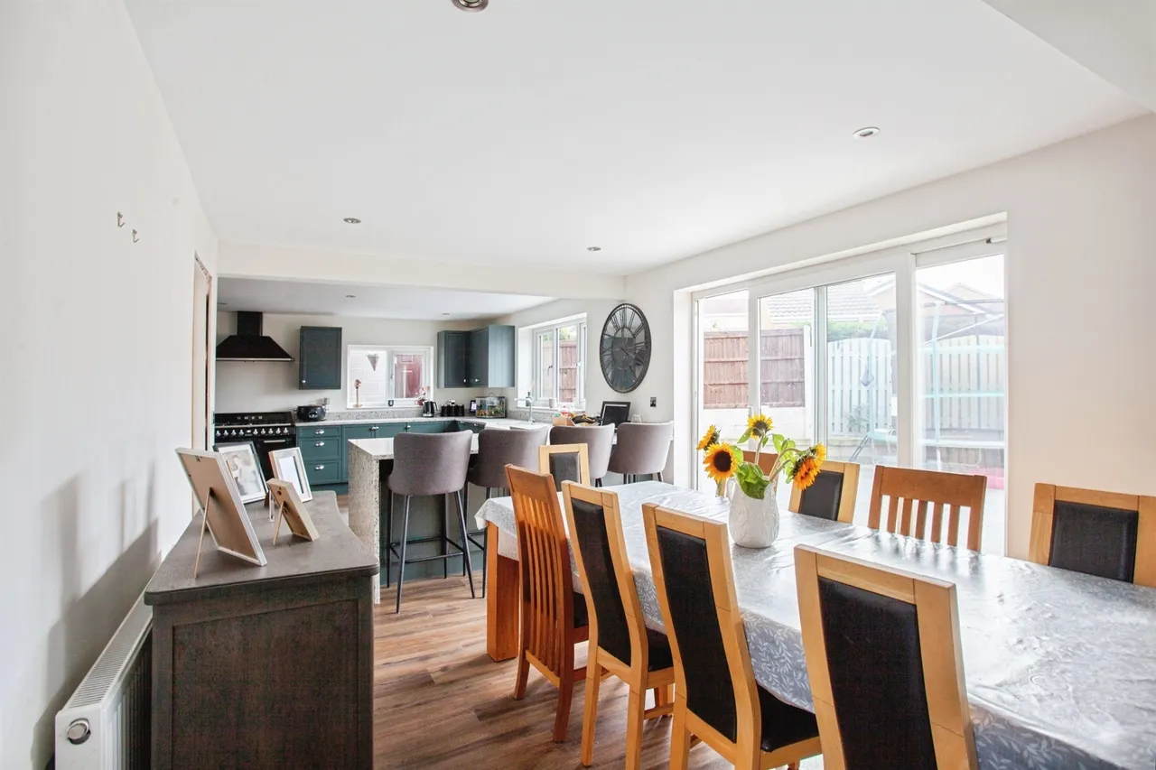 Hoober View, Rawmarsh, S62, photo 5
