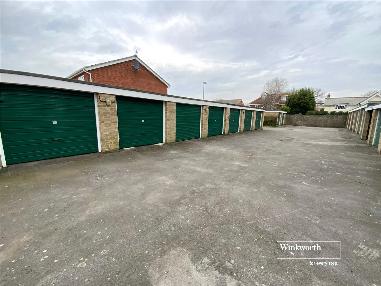 The Lawns, Waterford Road, Highcliffe, Christchurch, BH23, photo 10