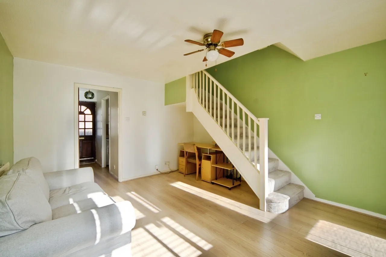 Hickman Close, London, E16, photo 5