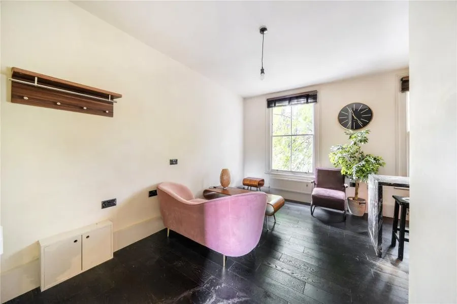 Highbury Hill, London, N5, photo 10