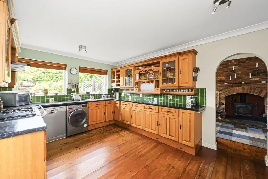 Lower Icknield Way, Marsworth, Buckinghamshire, HP23 4LN, photo 4