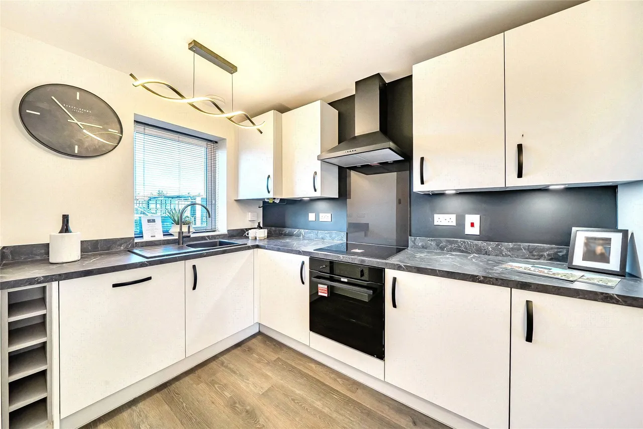 Plot 25, The Beaufort, Gloucestershire, Stonehouse Court, Bristol Road, GL10 3RB, photo 3