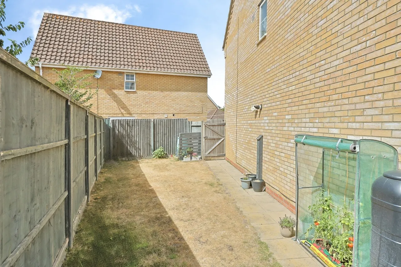 Papillon Road, Wymondham, Norfolk, NR18, photo 25
