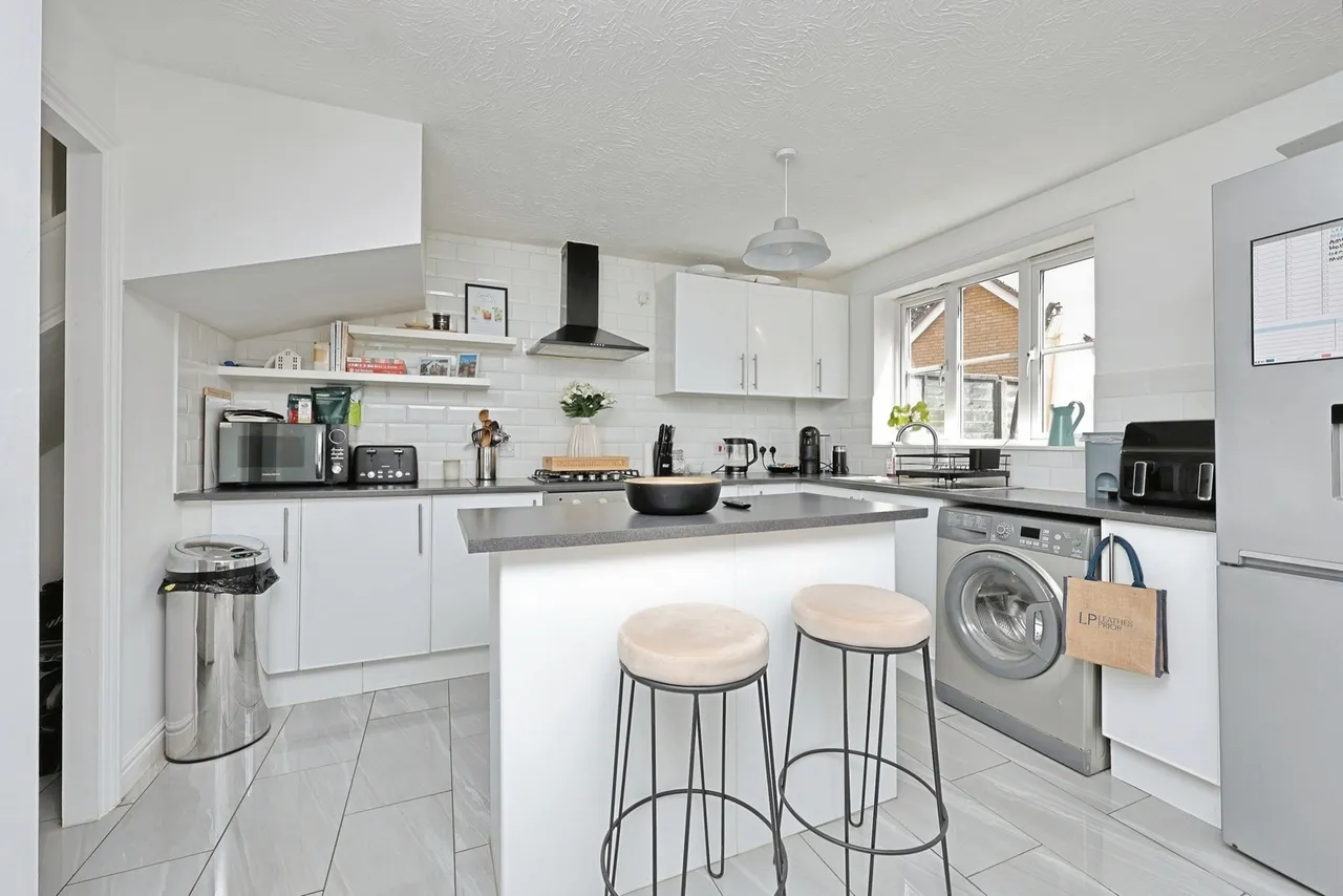 Papillon Road, Wymondham, Norfolk, NR18, photo 3