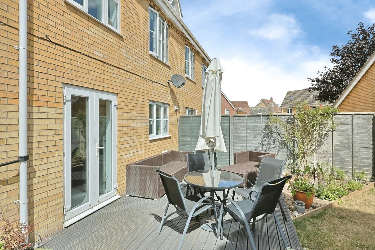 Papillon Road, Wymondham, Norfolk, NR18, photo 24
