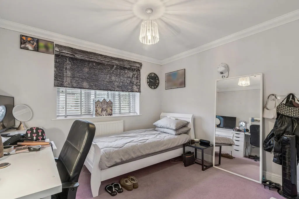 Woodland Way, Marlow SL7 3LD, photo 12