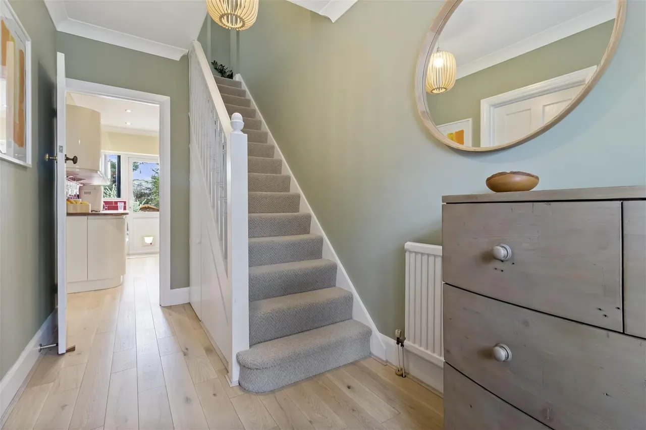 Downlands Avenue, Worthing, photo 19