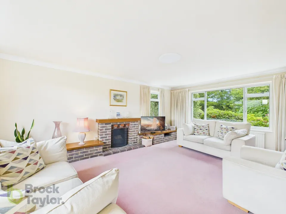 3 bed house for sale, Rose Cottage Lane, Staplefield