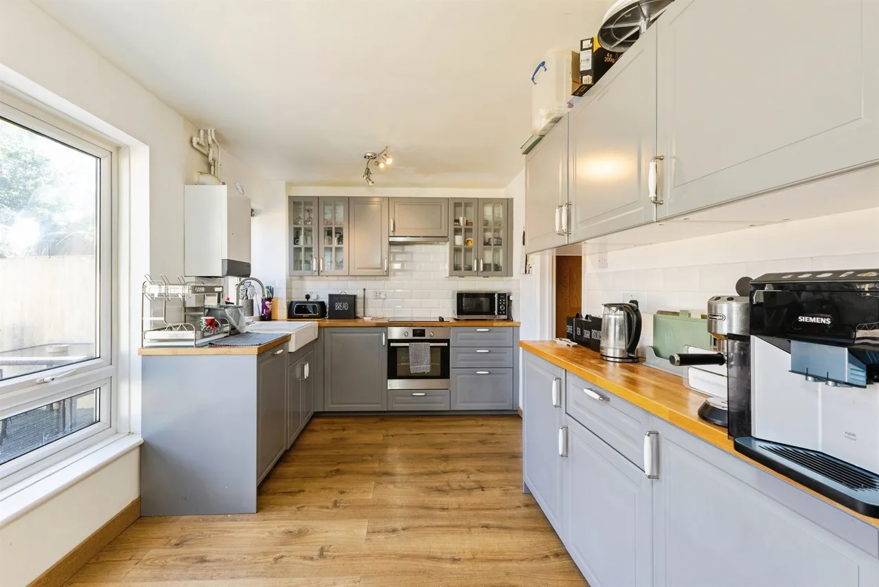 Driftway Close, Lower Earley, RG6, photo 5