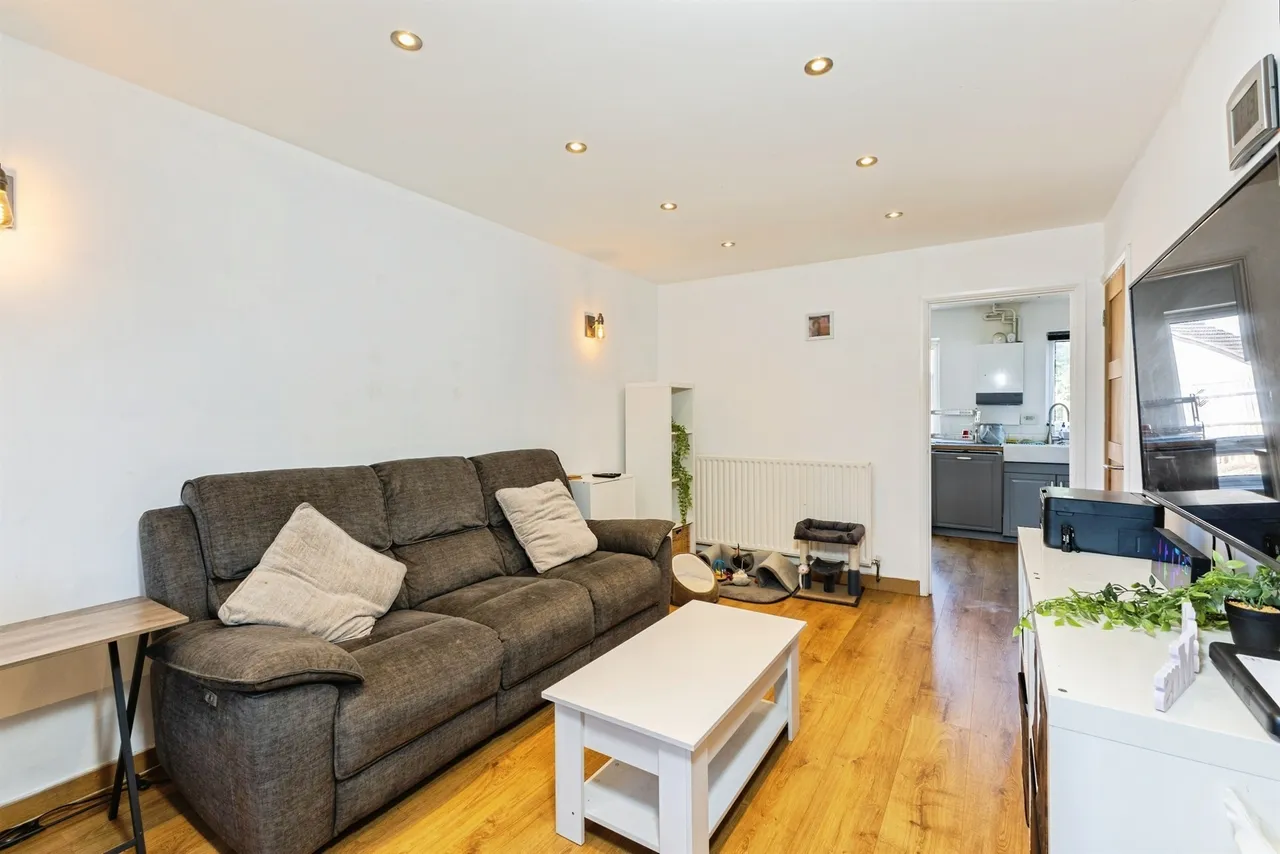 Driftway Close, Lower Earley, RG6, photo 8