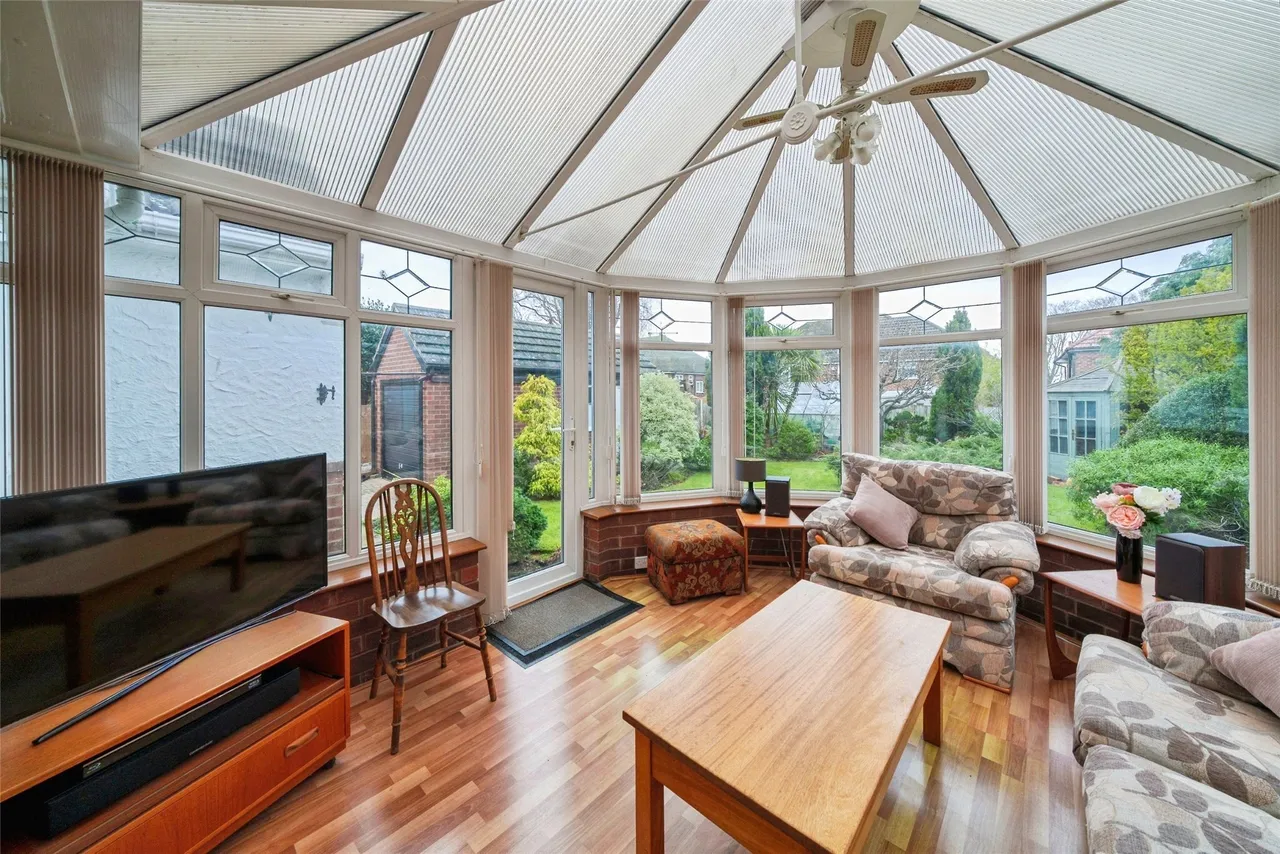 Queensbury, Wirral, CH48, photo 2