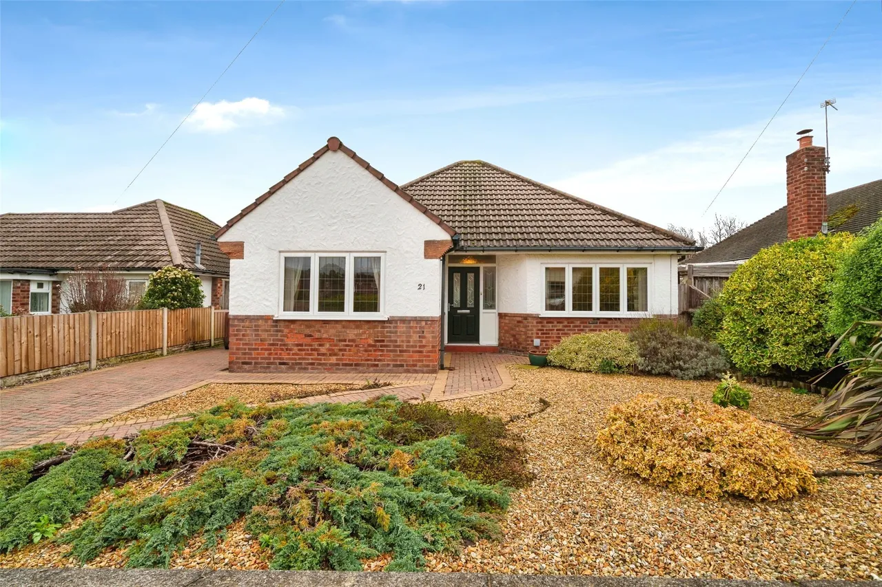 3 bed house for sale, Queensbury, Wirral, CH48